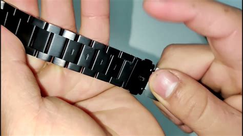 como ajusto la correa de un reloj burberry|Adjust watch band • Reloj.es.